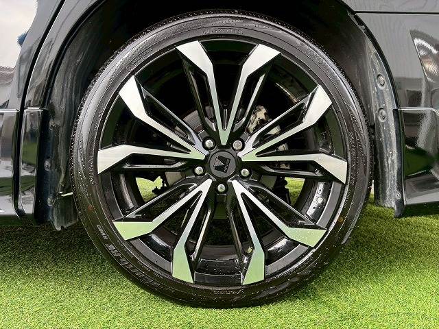 トヨタ ヴェルファイアの画像11