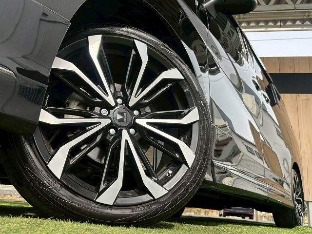 トヨタ ヴェルファイアの画像19