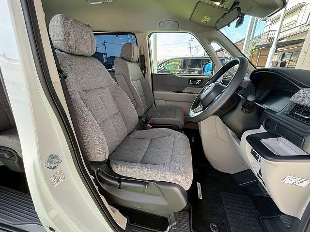 ホンダ&nbsp;ステップワゴンの画像12