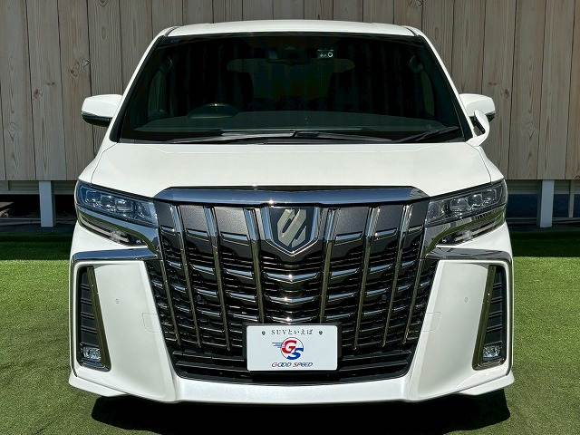 トヨタ アルファードの画像4