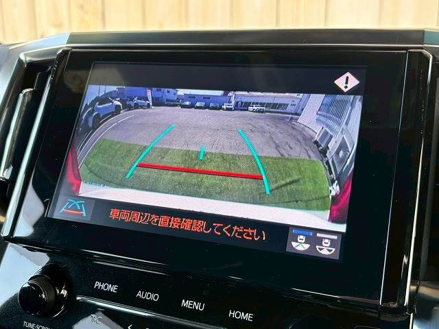 トヨタ アルファードの画像5