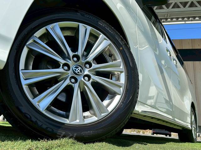 トヨタ アルファードの画像20