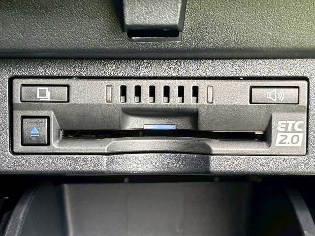 トヨタ&nbsp;アルファードハイブリッドの画像11