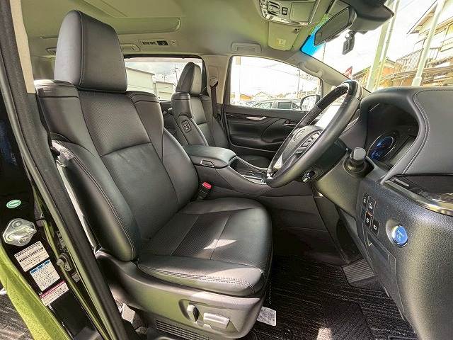 トヨタ&nbsp;ヴェルファイアハイブリッドの画像12