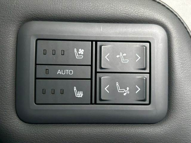 トヨタ&nbsp;アルファードハイブリッドの画像10