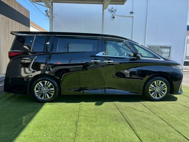 トヨタ&nbsp;アルファードハイブリッドの画像17