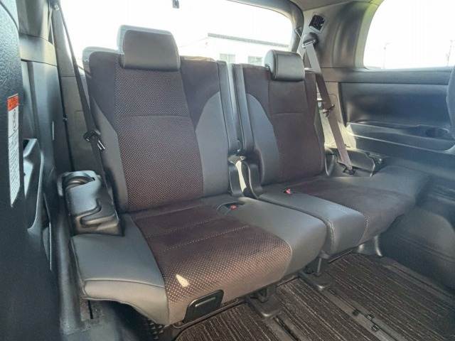 トヨタ ヴェルファイアの画像14