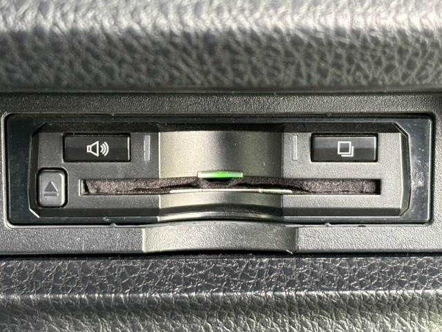 トヨタ ヴォクシーハイブリッドの画像10