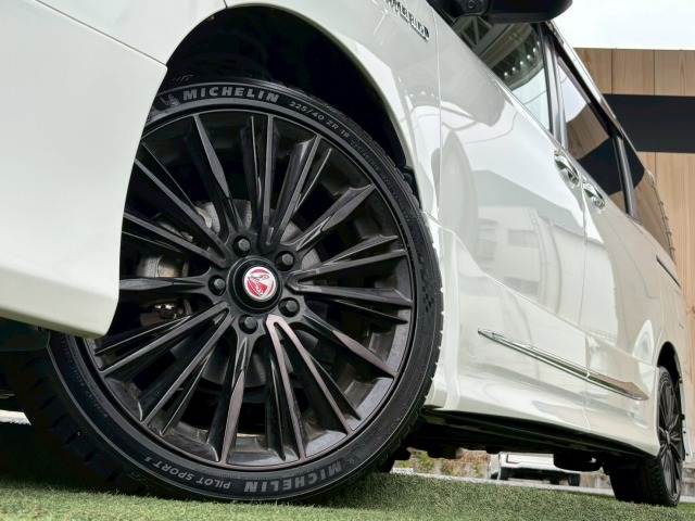 トヨタ ヴォクシーハイブリッドの画像20