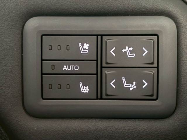 トヨタ アルファードの画像9