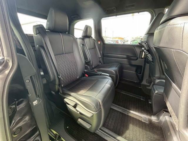 トヨタ&nbsp;ノアハイブリッドの画像13