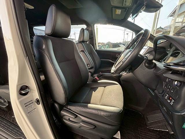 トヨタ ノアの画像13