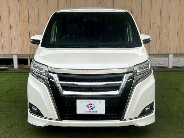 トヨタ エスクァイアハイブリッドの画像4