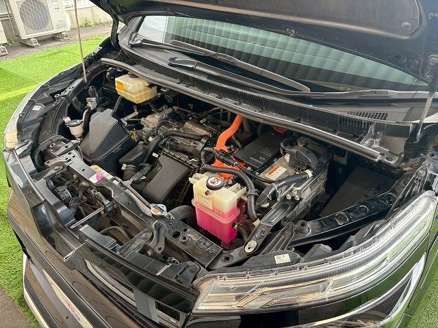 トヨタ&nbsp;ヴォクシーハイブリッドの画像18