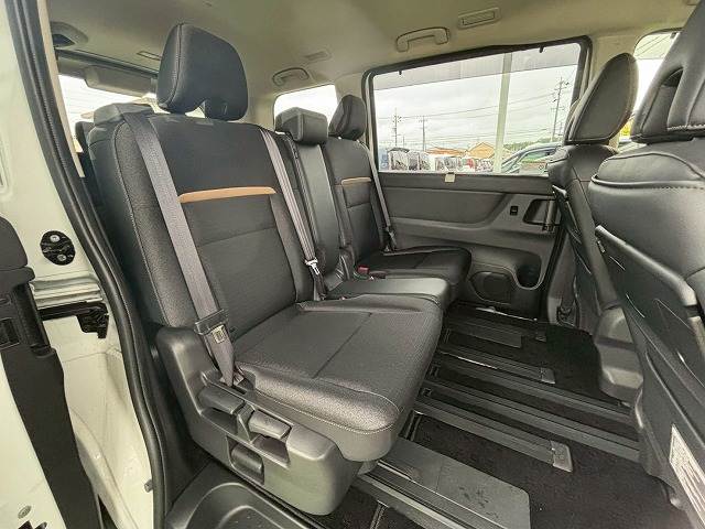 日産&nbsp;セレナの画像13