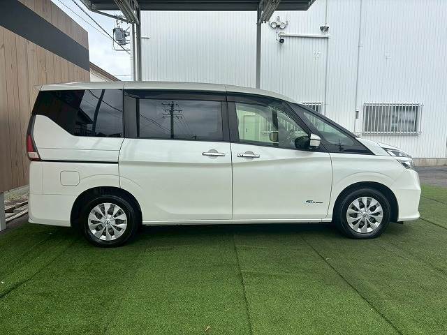 日産 セレナの画像16