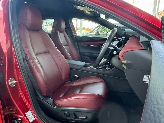マツダ MAZDA3 FASTBACKの画像7