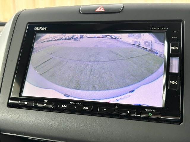 フリード+ハイブリッドHYBRID EX 内装他