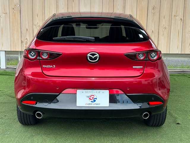 マツダ MAZDA3 FASTBACKの画像16