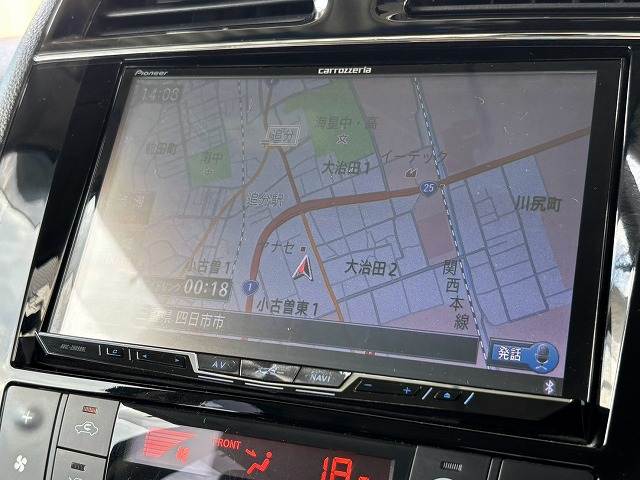 セレナ□ハイウェイスター Vセレクション+Safety2 S-HYBRID 内装他