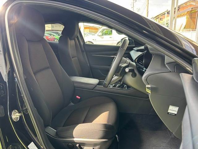 マツダ&nbsp;MAZDA3 FASTBACKの画像11