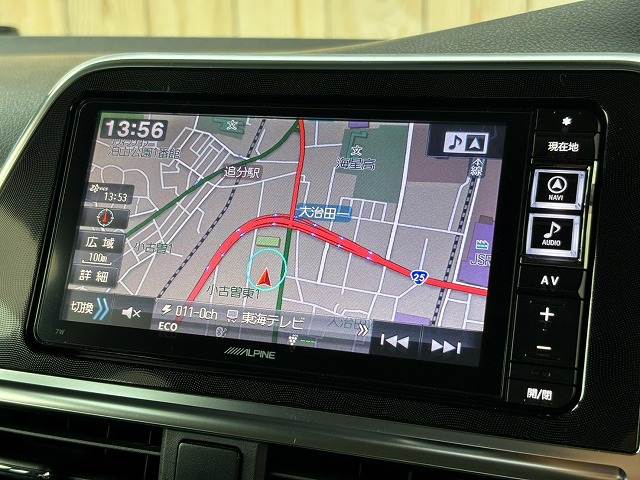 シエンタハイブリッドハイブリッドＧ　アルパインナビ／セーフティセンス／両側電動スライドドア／７人乗り／Ｂｌｕｅｔｏｏｔｈ／フルセグ／バックカメラ／ビルトインＥＴＣ／衝突軽減ブレーキ／レーンキープ／ウォークスルー／スマートキー 内装他