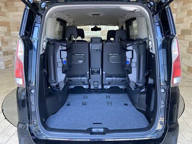 日産 セレナの画像13