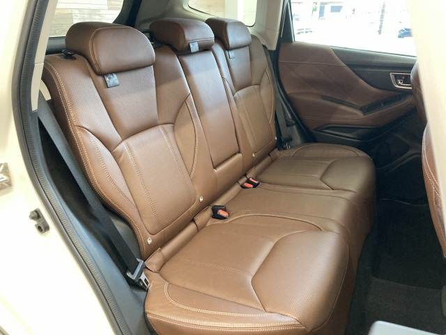 スバル フォレスターの画像12