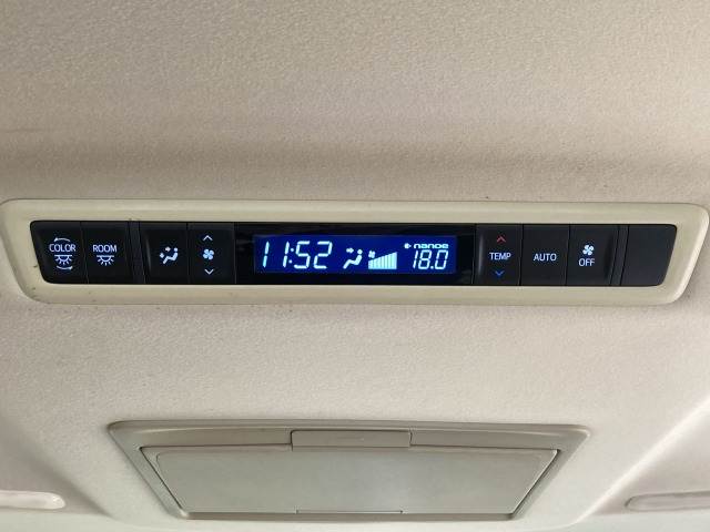 トヨタ アルファードハイブリッドの画像9