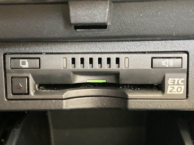 トヨタ アルファードハイブリッドの画像10