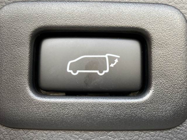 トヨタ アルファードの画像8