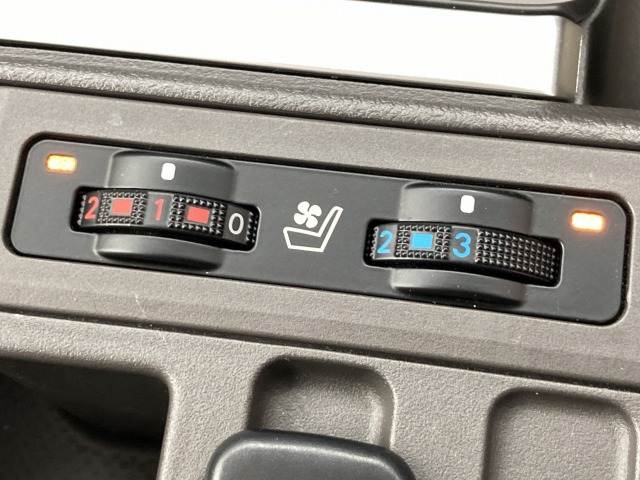 トヨタ ランドクルーザープラドの画像7