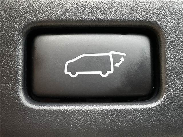 トヨタ ヴェルファイアの画像10