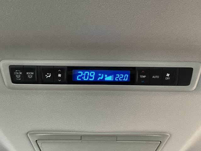 トヨタ ヴェルファイアの画像8