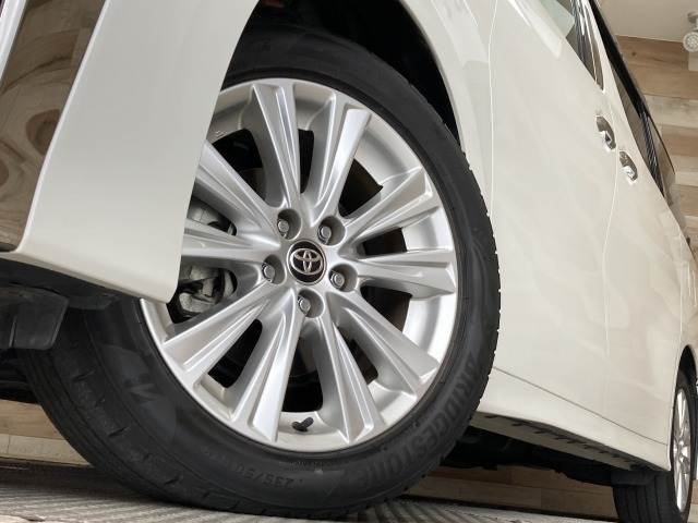 トヨタ ヴェルファイアの画像19