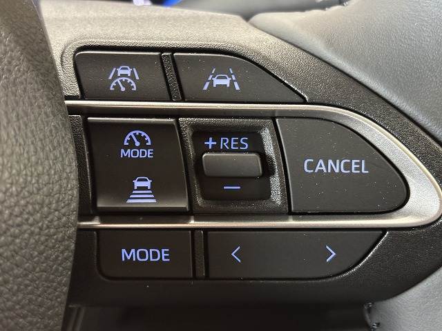 トヨタ ヴォクシーハイブリッドの画像7