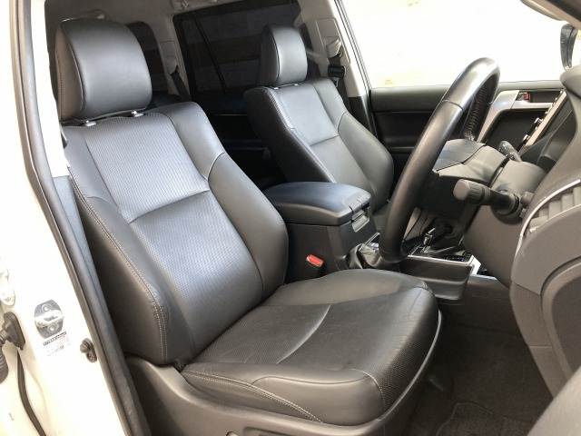 トヨタ ランドクルーザープラドの画像11