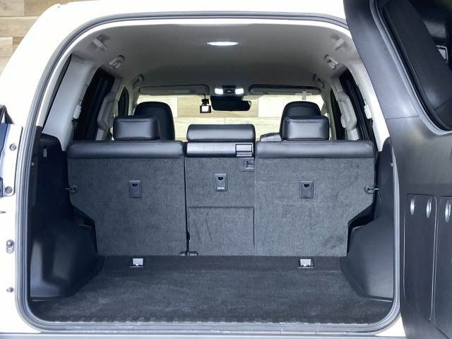 トヨタ ランドクルーザープラドの画像13