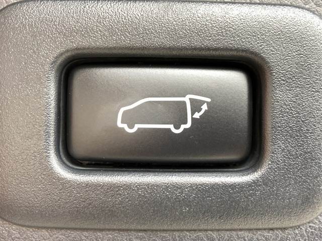 トヨタ アルファードの画像9