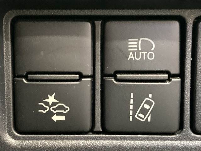 トヨタ エスクァイアハイブリッドの画像8