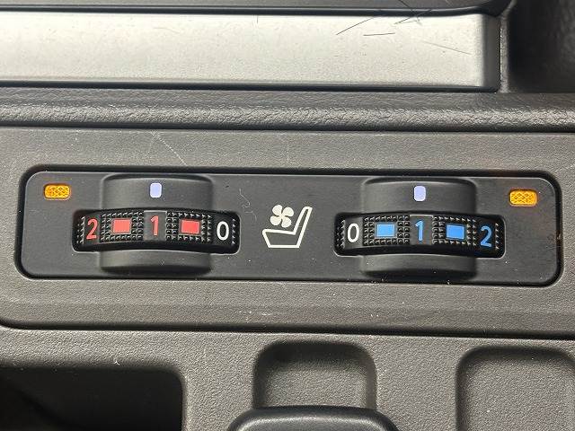 トヨタ ランドクルーザープラドの画像8