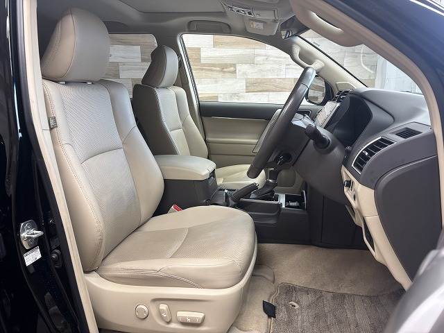 トヨタ ランドクルーザープラドの画像11