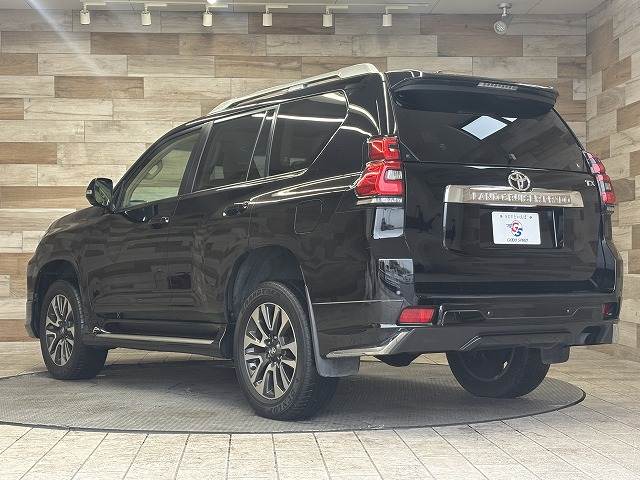 トヨタ ランドクルーザープラドの画像16