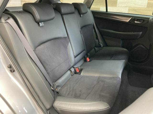 スバル レガシィアウトバックの画像12