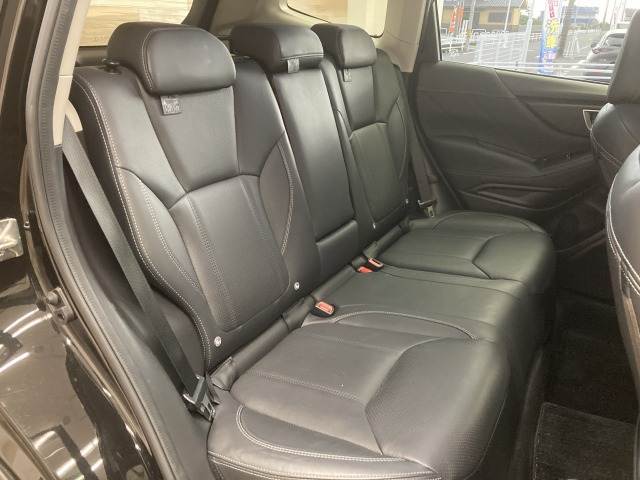 スバル フォレスターの画像12