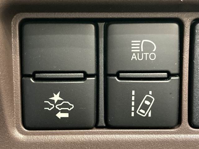 トヨタ エスクァイアハイブリッドの画像10