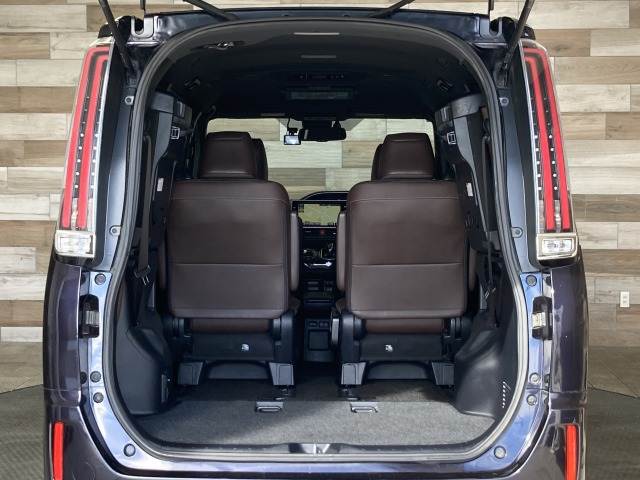 トヨタ エスクァイアハイブリッドの画像14