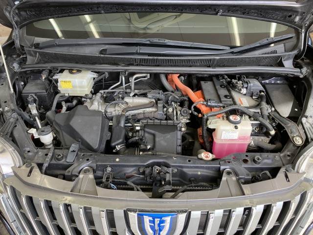 トヨタ エスクァイアハイブリッドの画像18