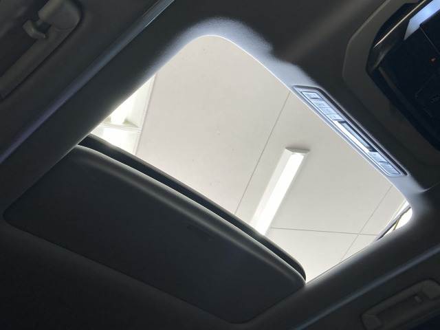 トヨタ&nbsp;アルファードの画像6