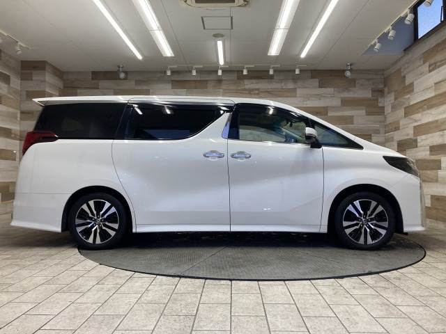 トヨタ&nbsp;アルファードの画像17